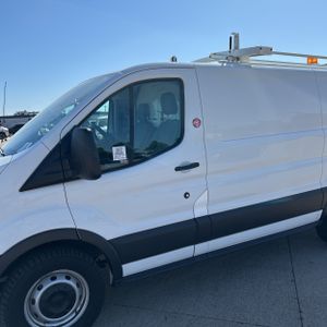 FORD TRANSIT 150 - 2
