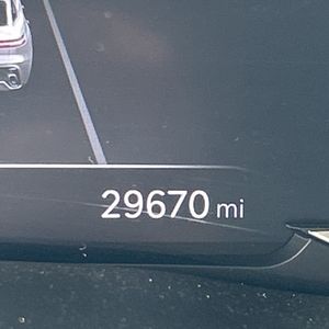 2025 Genesis GV70 2.5T STANDARD — миниатюра 41