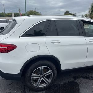 MERCEDES-BENZ GLC - 9