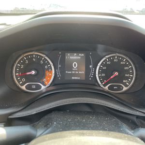 2018 JEEP RENEGADE LATITUDE — миниатюра 38
