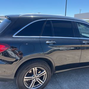 MERCEDES-BENZ GLC - 9