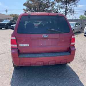FORD ESCAPE XLT - 7