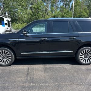 صورة 4 لـ 2020 Lincoln NAVIGATOR L RESERVE