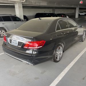 MERCEDES-BENZ E-CLASS - 7