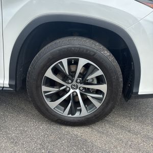 2020 Lexus RX 350L BASE — миниатюра 20
