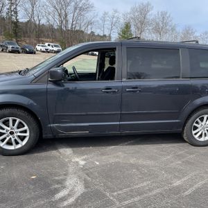DODGE GRAND CARAVAN SXT - 4
