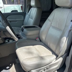 2011 Chevrolet TAHOE LT 缩略图 32