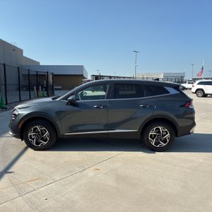 صورة 3 لـ 2024 KIA SPORTAGE LX