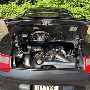 صورة مصغرة 43 لـ 2005 Porsche 911 CARRERA S