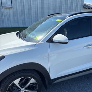 HYUNDAI TUCSON LIMITED - 2