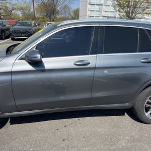 MERCEDES-BENZ GLC - 4