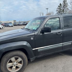 JEEP LIBERTY SPORT - 2