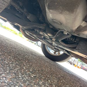 2015 Toyota RAV4 LIMITED — миниатюра 28
