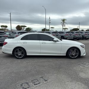 Mercedes-Benz E-Class E 300 - 10