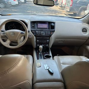 2015 Nissan PATHFINDER SL 照片 36