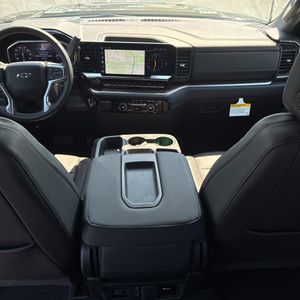 2026 Chevrolet SILVERADO 2500HD LT thumbnail 40