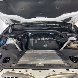 صورة مصغرة 37 لـ 2019 BMW X4 M40I