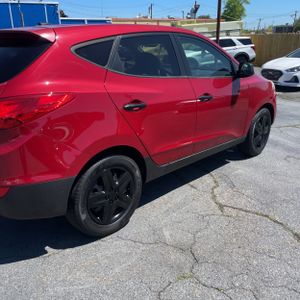 HYUNDAI TUCSON - 9