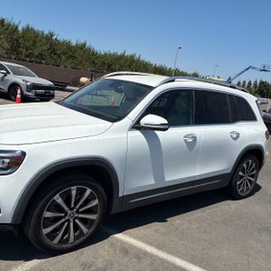 صورة 2 لـ 2021 Mercedes-BENZ GLB
