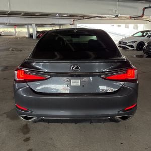 LEXUS ES 350 F SPORT HANDLING - 7