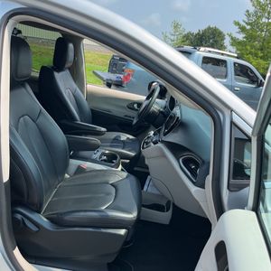 صورة مصغرة 33 لـ 2024 Chrysler PACIFICA TOURING L