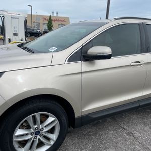 FORD EDGE SEL - 2