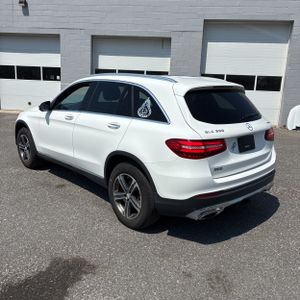 MERCEDES-BENZ GLC - 5