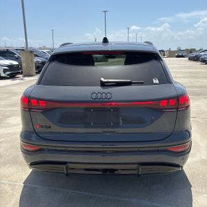 صورة 7 لـ 2025 AUDI SQ6 E-TRON PRESTIGE