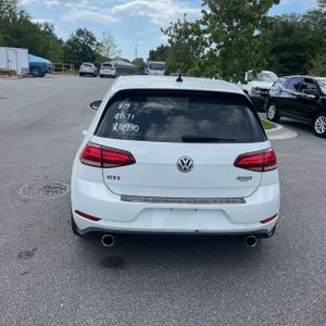 VOLKSWAGEN GTI SE - 7