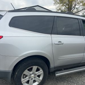 CHEVROLET TRAVERSE LT - 9