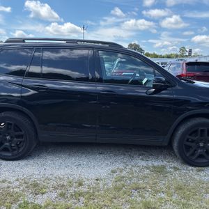 صورة 11 لـ 2024 Honda PASSPORT BLACK EDITION