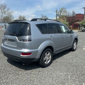 MITSUBISHI OUTLANDER ES - 8