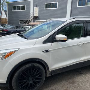 FORD ESCAPE TITANIUM - 2
