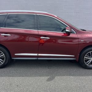2019 Infiniti QX60 LUXE 照片 11
