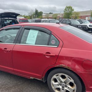 FORD FUSION SE - 6