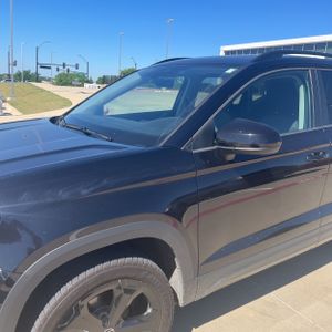 VOLKSWAGEN TAOS SE BLACK 4MOTION - 2