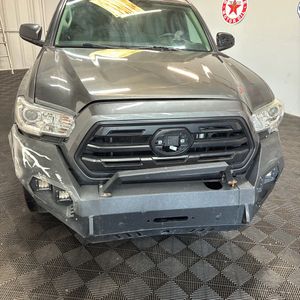 صورة 49 لـ 2018 Toyota TACOMA SR