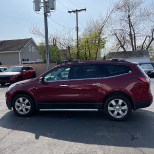 CHEVROLET TRAVERSE LT - 3