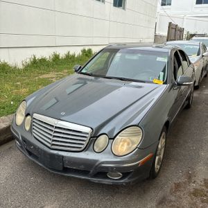 MERCEDES-BENZ E-CLASS - 1