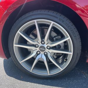 2023 Genesis G70 3.3T STANDARD — миниатюра 17