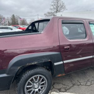 HONDA RIDGELINE RTS - 9