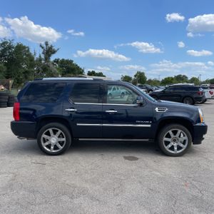 CADILLAC ESCALADE BASE - 10