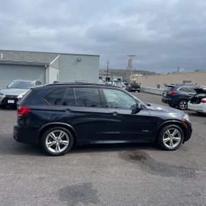 BMW X5 XDRIVE50I - 10