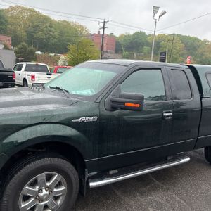 FORD F-150 XLT - 2