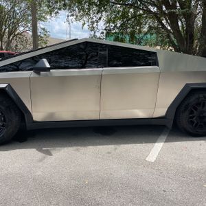 TESLA CYBERTRUCK BASE - 4
