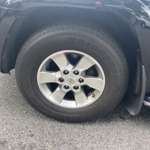2010 Toyota 4RUNNER SR5 — миниатюра 17
