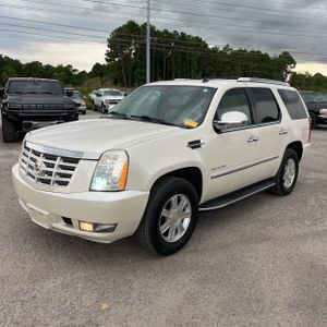 صورة 1 لـ 2010 Cadillac ESCALADE BASE