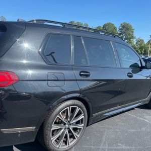 2020 BMW X7 M50I — фото 9