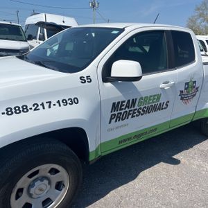 CHEVROLET COLORADO LT - 2