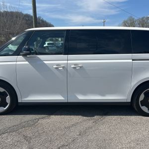 VOLKSWAGEN ID. BUZZ PRO S - 4